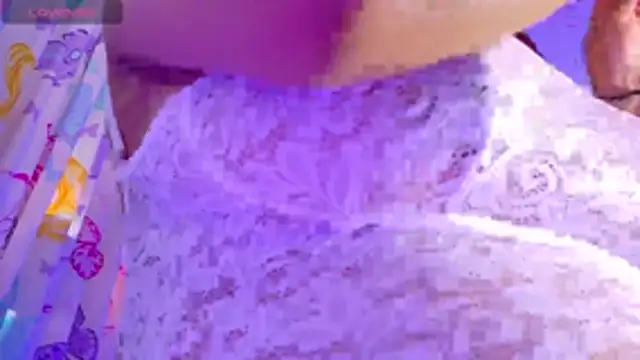 NicolleTaylor webcam