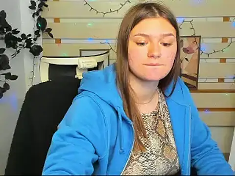 Josephine_Kiss webcam