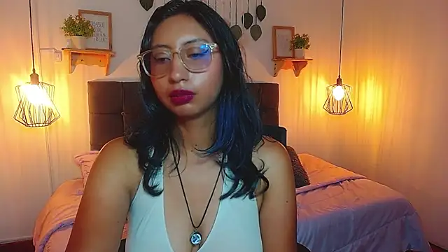 Violet_2003 webcam