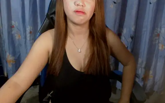 urlover_mae26 webcam