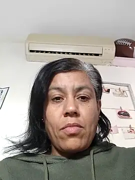 Webcam Model (Molly_newman6)  is live.Free join now!