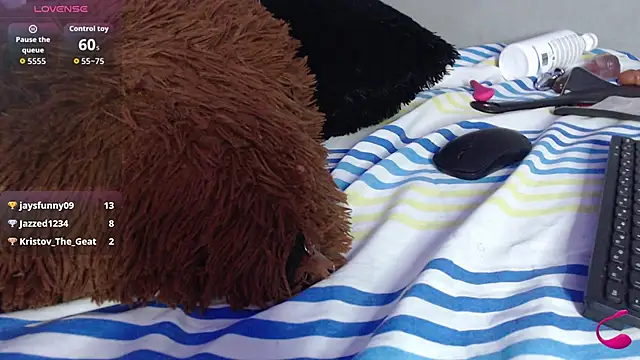 charlotte_brawn webcam