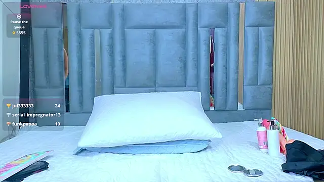 veronicaroose_ webcam