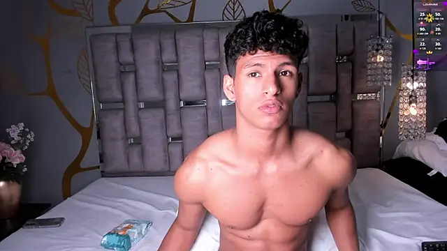 DomenicoRey's live cam