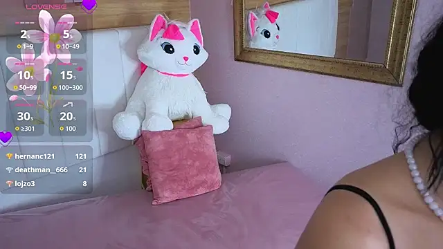 bella_vibess_s webcam