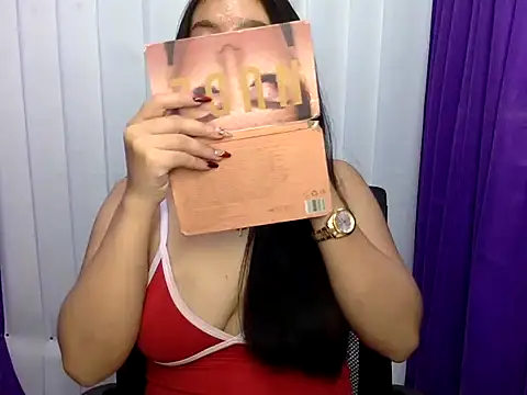 Lovely_apple19 webcam