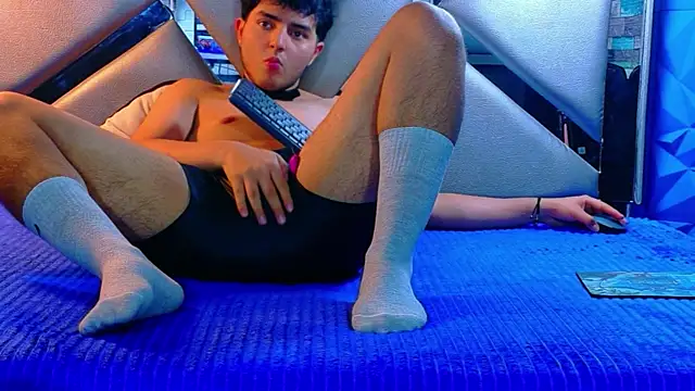 Oliver_Jamees webcam