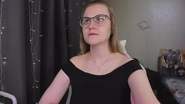 MissBrightShine webcam