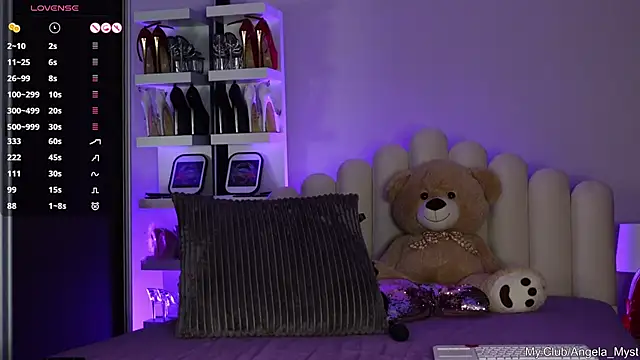 Angela_Myst webcam