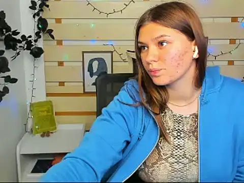 Josephine_Kiss webcam