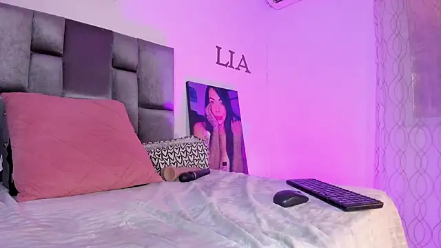 Lia_johnsonn webcam