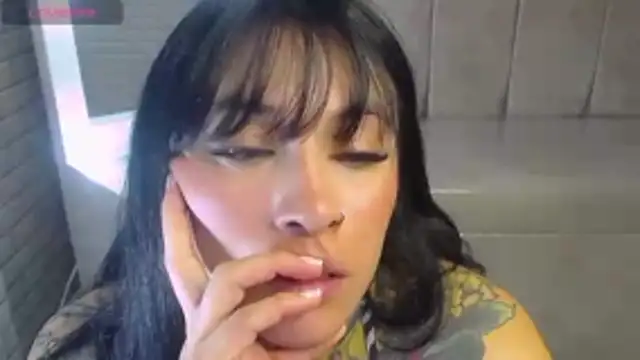 Isabella_Collen_v webcam