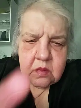 HapinessLovee webcam