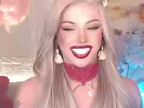 Your_gorgeous_amanda_ts webcam