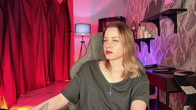 VireliaMoonfall webcam