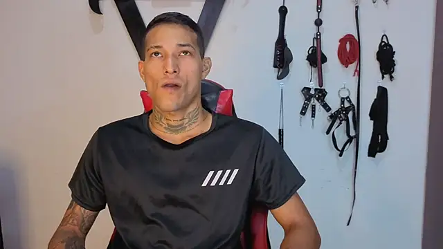 Hana_and_Zeta2026 webcam