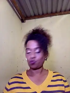 MissyLoveCreator webcam