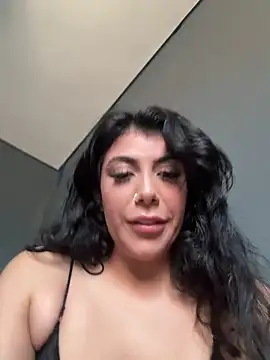 Divine_Daniella webcam