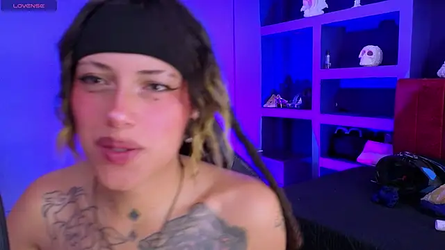 _sharlotte777 webcam