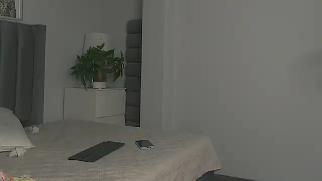 Madie__collins webcam