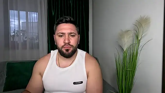 Gold_Alpha_Boy webcam