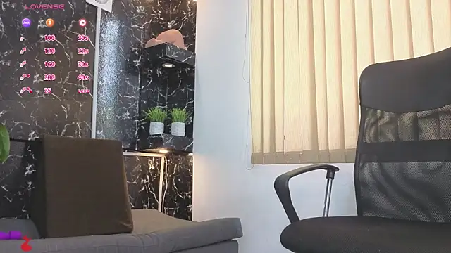 Alexander_ferre webcam