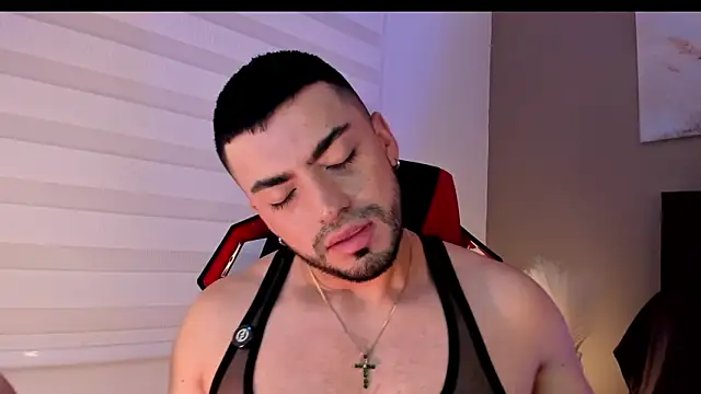 Alexander_Diazz webcam