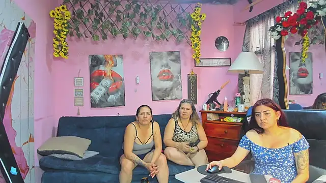 lesbiancuple webcam