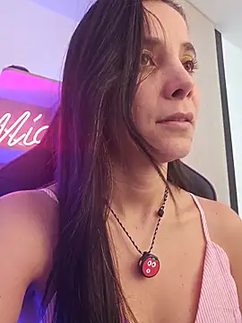 Webcam Model (miaeyex)  is live.Free join now!