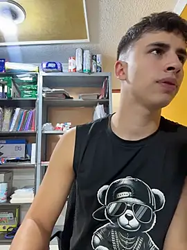 AdrianRinaldi webcam