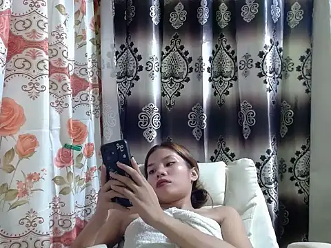 Greenshell_69 webcam