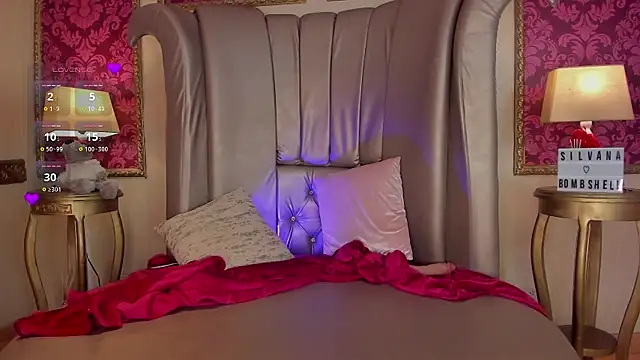 SilvanaBombshell webcam