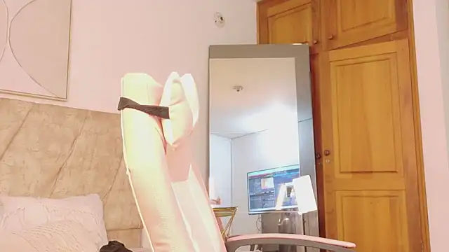 victoria_withmore webcam