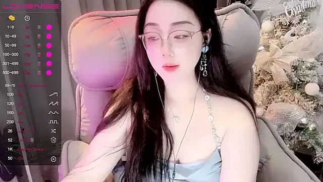 Monica-666888- webcam