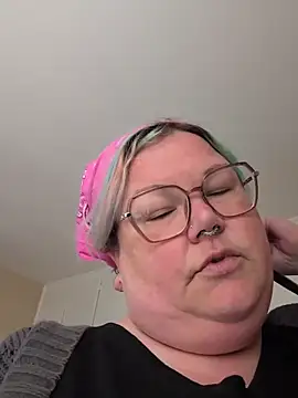 Webcam Model (PotOfGreer)  is live.Free join now!