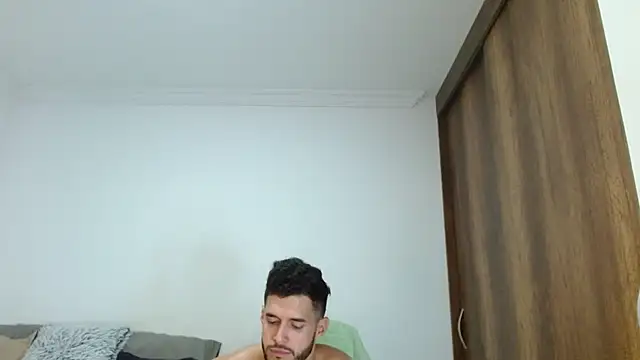 Noah_jhonsonn webcam