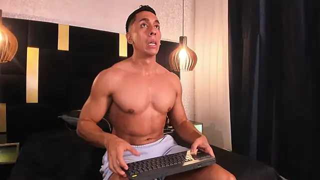 lucio__fox (M young) - BUZZ UNTIL CUM🍑🍑