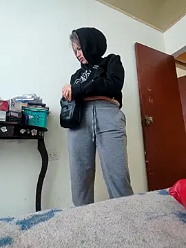 MARILYNMADELENAKOVANOVA webcam