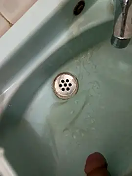 hotman8209 (Ask my age) - Masturbación