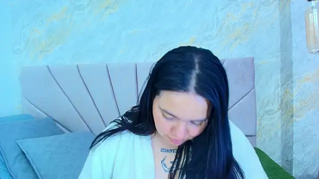 mia_candy_0 - Mia_candy_0's free webcam - UK Sex Cams