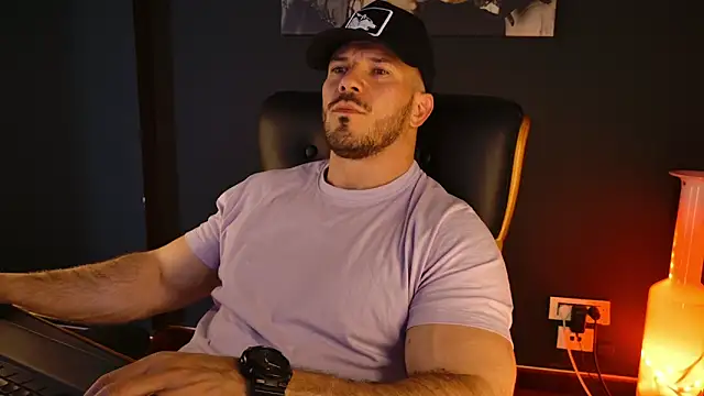 angeloeric (Ask my age) - Support The KINGDOM!!!