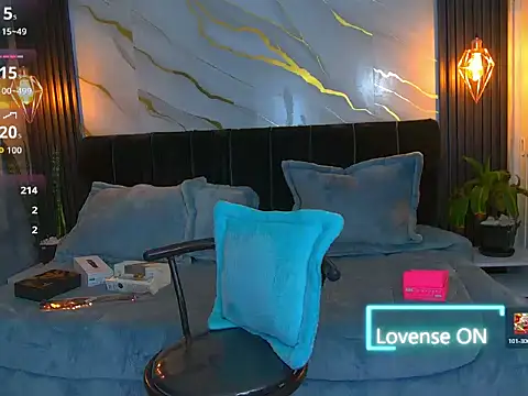 Dark_Dominika webcam