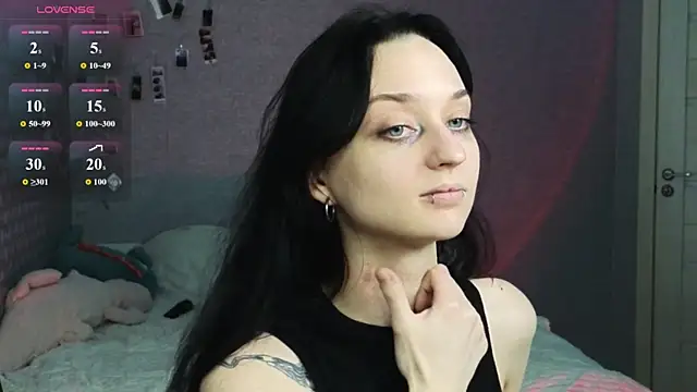 LuxuryLoverss webcam