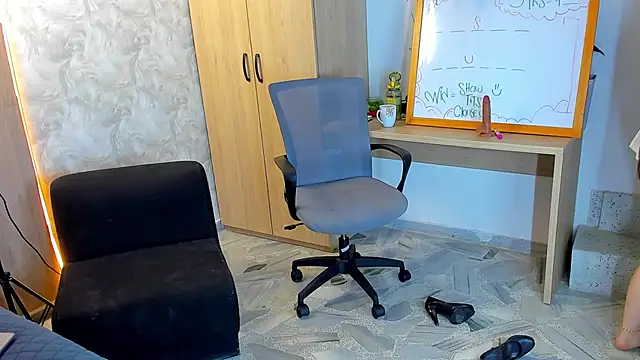 goddess_curvyy webcam