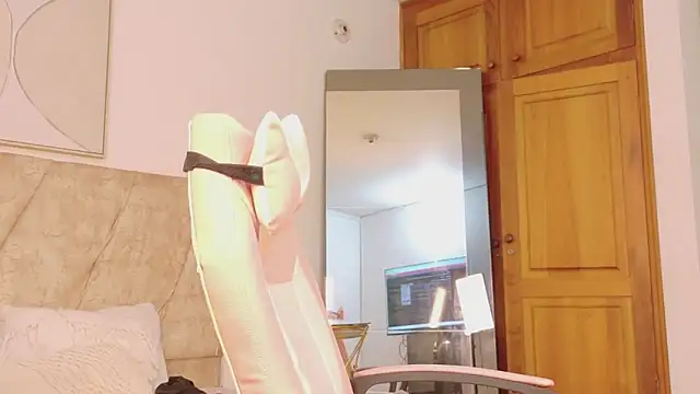 victoria_withmore webcam