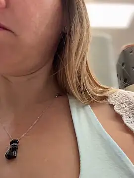 SkyelarsWorld webcam