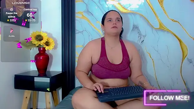 brunnette_hot webcam