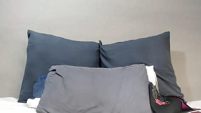 BustyMelonssXXXX webcam