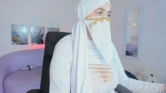 salma_isawwii webcam