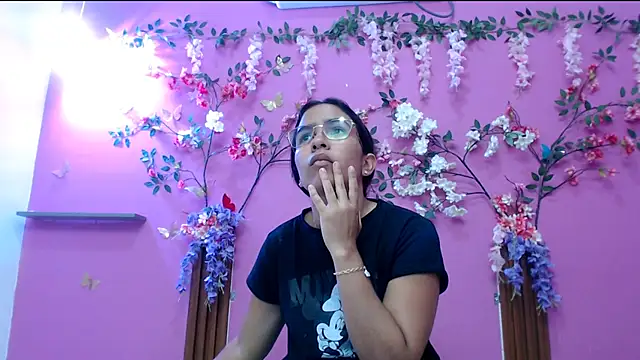 skinnysofia18 webcam